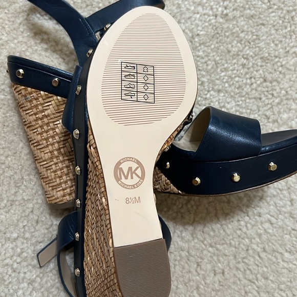 Michael Michael Kors studded wedge sandals - Picture 4 of 6